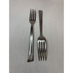 WM Rogers Stainless Steel‎ Forks Set of 2 Silver Solid Handle